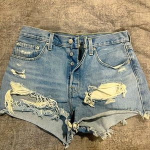 Levi’s 501 denim cut off button-fly shorts